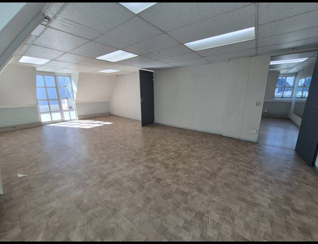 251M² OFFICE TO LET IN MORNINGSIDE
